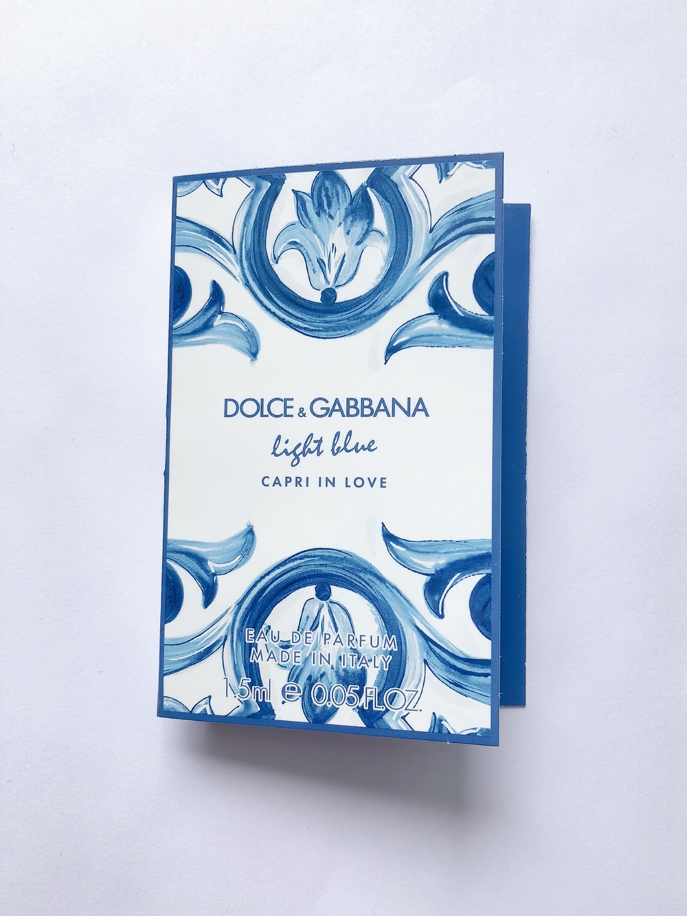 5/$20 Dolce & Gabbana Blue and White Capri